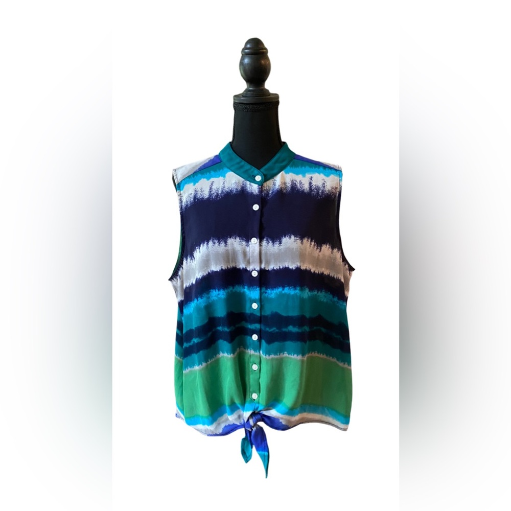 Roz & Ali: Women's Multicolor Button-Up Top with Bottom Tie